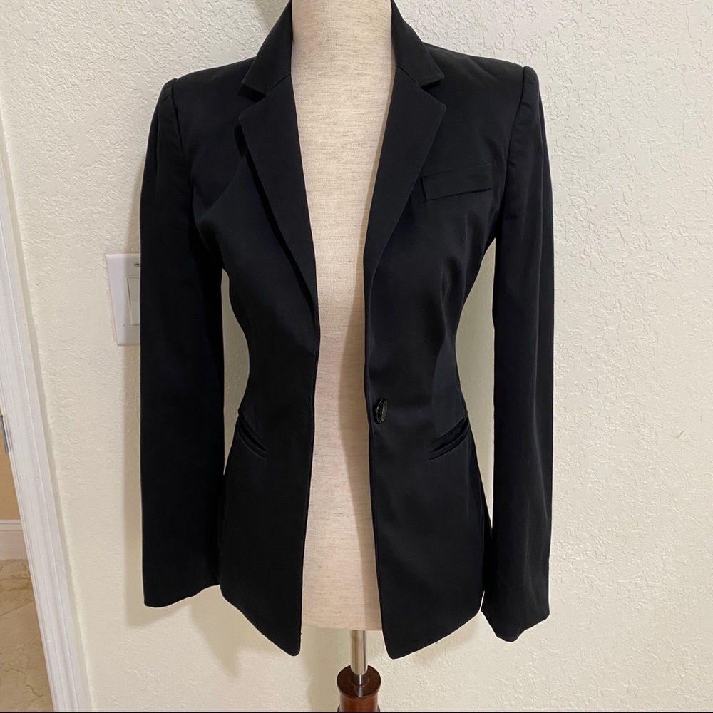 ❌SOLD❌Express l Black blazer